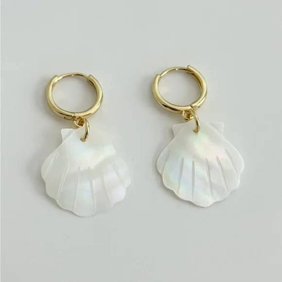 Tramps+Thieves – wholesale Hoop earrings – Scallop Hoop Earrings2