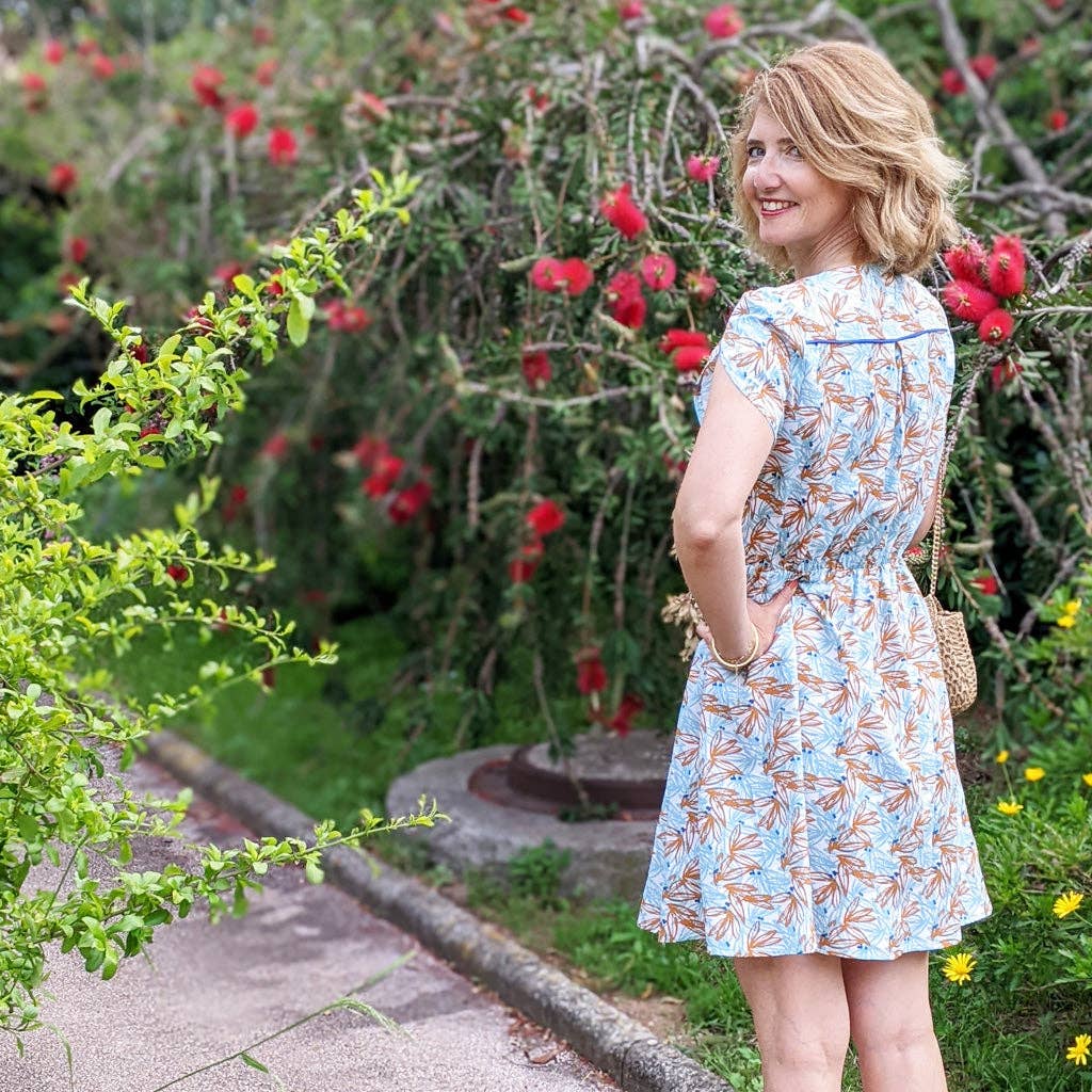 Super Bison - Wholesale Craft Sewing Kit - Dress Pattern Poem (32 to 52)47