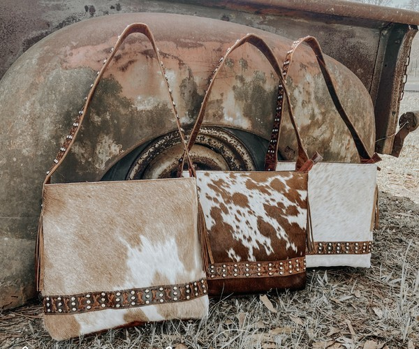 Texas Western Cowhide Bags and More - Vente Sac porté épaule – femme - Sac en cuir cousu croisé en peau de vache style cowgirl couture6