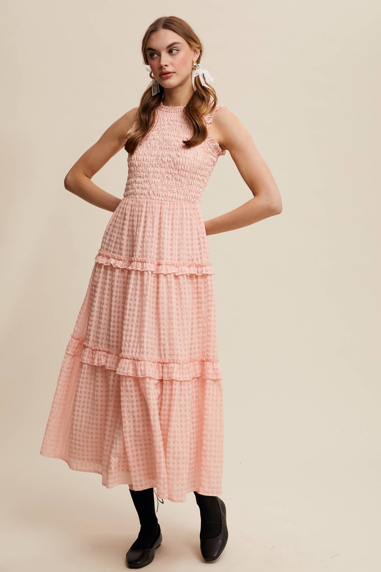 Listicle – wholesale Dress – Women's – Sleeveless Gingham Maxi Dress with Ruffle Details2