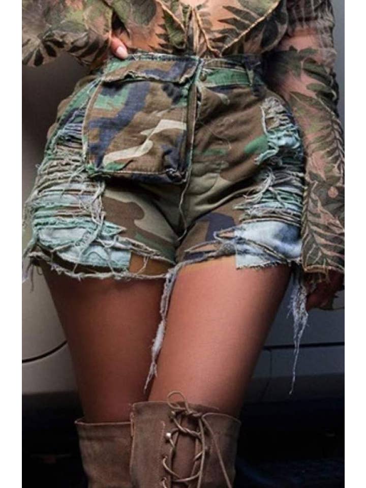 Queen Fashion - Wholesale Shorts - Women's - camouflage ripped pockets straight summer shorts