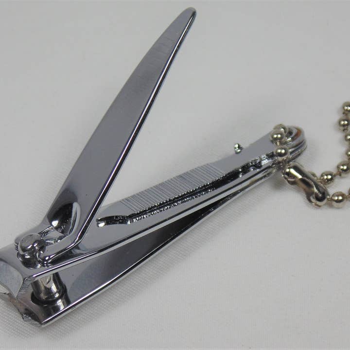 MAYA Cosmetics - Wholesale Nail Clipper/Scissor - Finger Nail Clippers (Jar of 72) w/ nail file and keychain