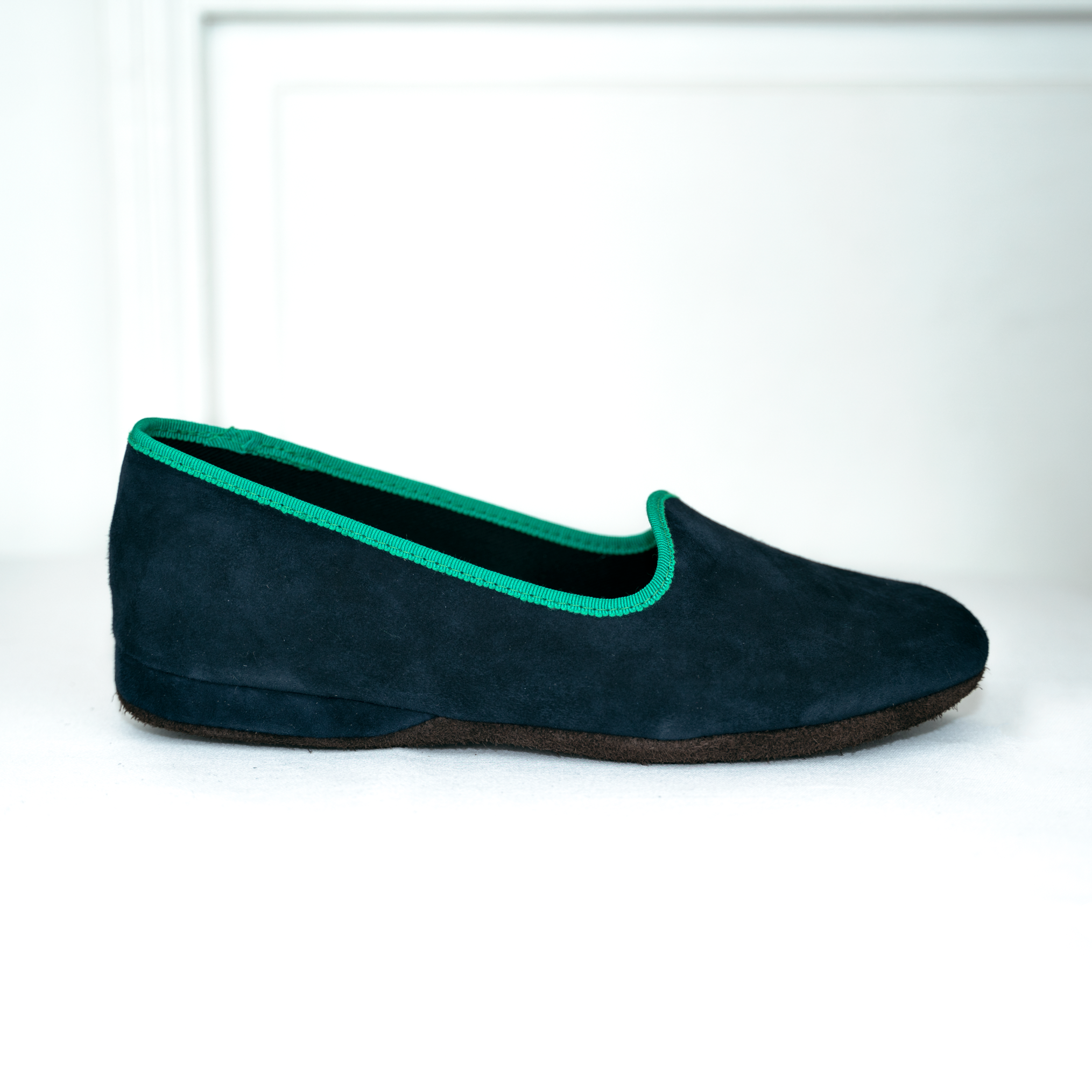 VOLUBILIS PARIS - Wholesale Slippers - Women's - Green Trip EVA leather shoe1