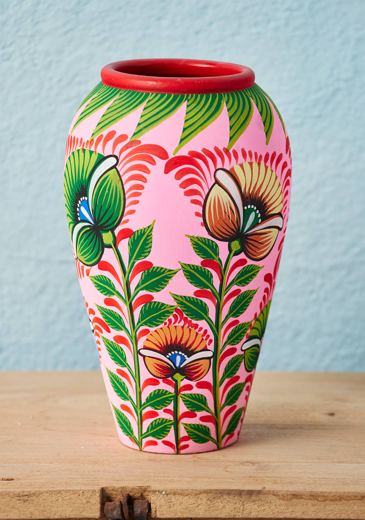 Namaste – wholesale Vase – Shapla Handpainted Terracotta Vase2