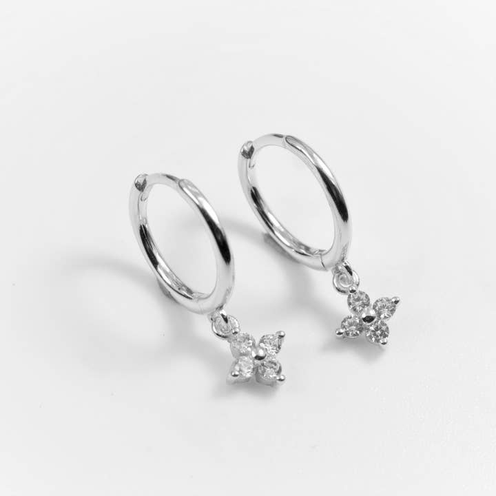 Diat - Wholesale Hoop Earrings - flower earrings - cartilage earrings - helix hoop1