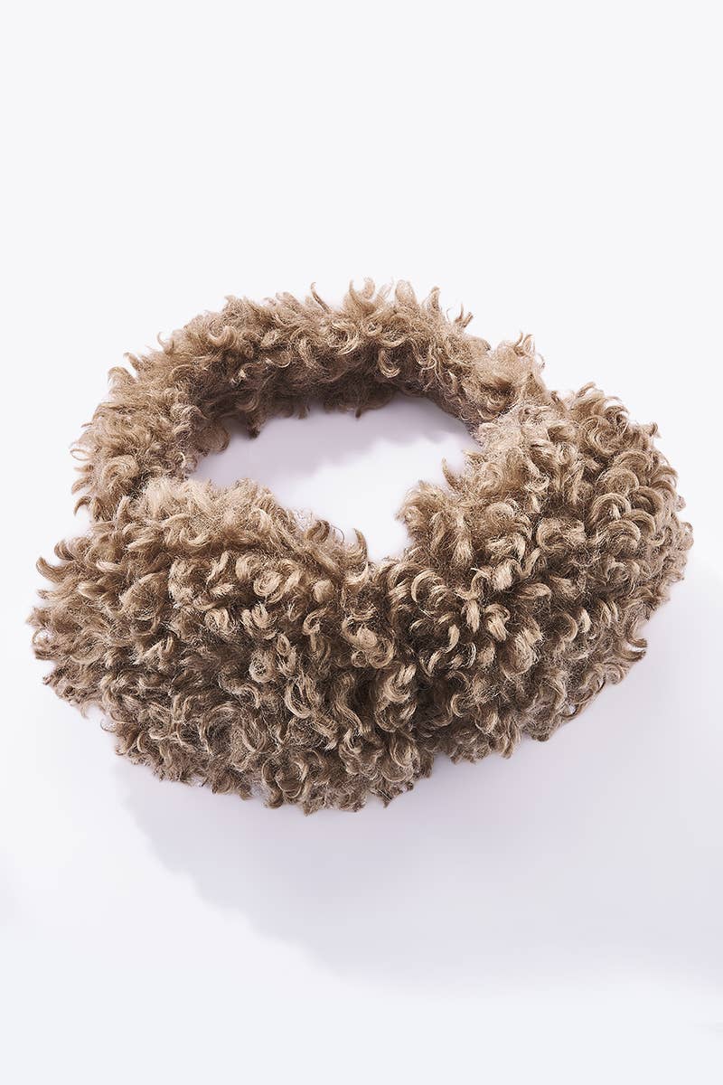 BYREN | ÉLINE L'ATELIER - Wholesale Earwarmers/Ear Muffs - Women's - CC11 faux fur earmuffs8