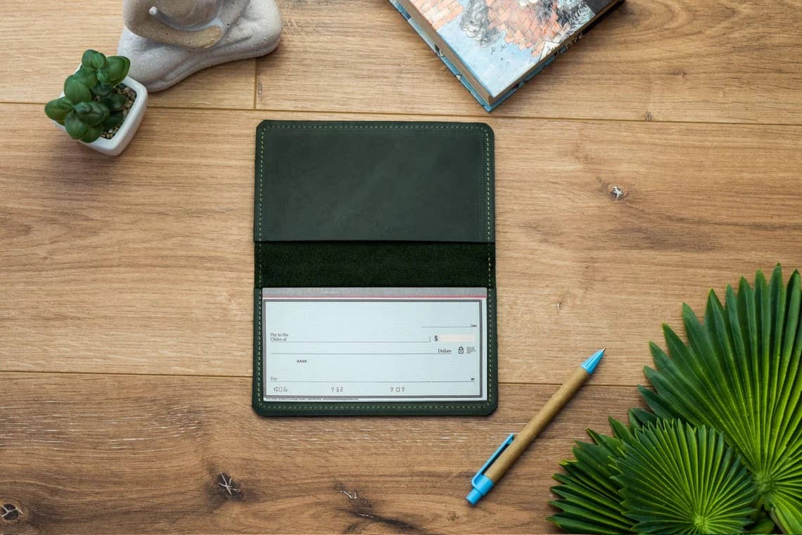 Pikore - Wholesale Wallet - Unisex - Leather checkbook cover0