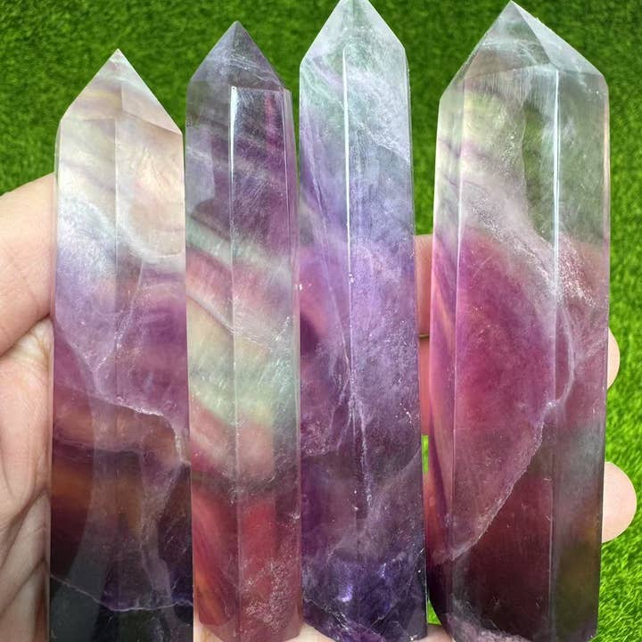 Tour de pierre de fluorite de bonbon | Pointe de cristal polie, 1PC pour la vente par Crystal Deal· Wholesale