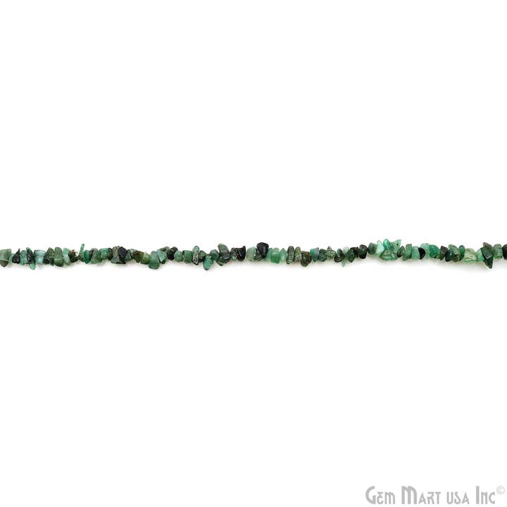 GemMartUSA - Wholesale Beads - Emerald Chip Beads, Drilled Natural Gemstone Strand, 34 Inch