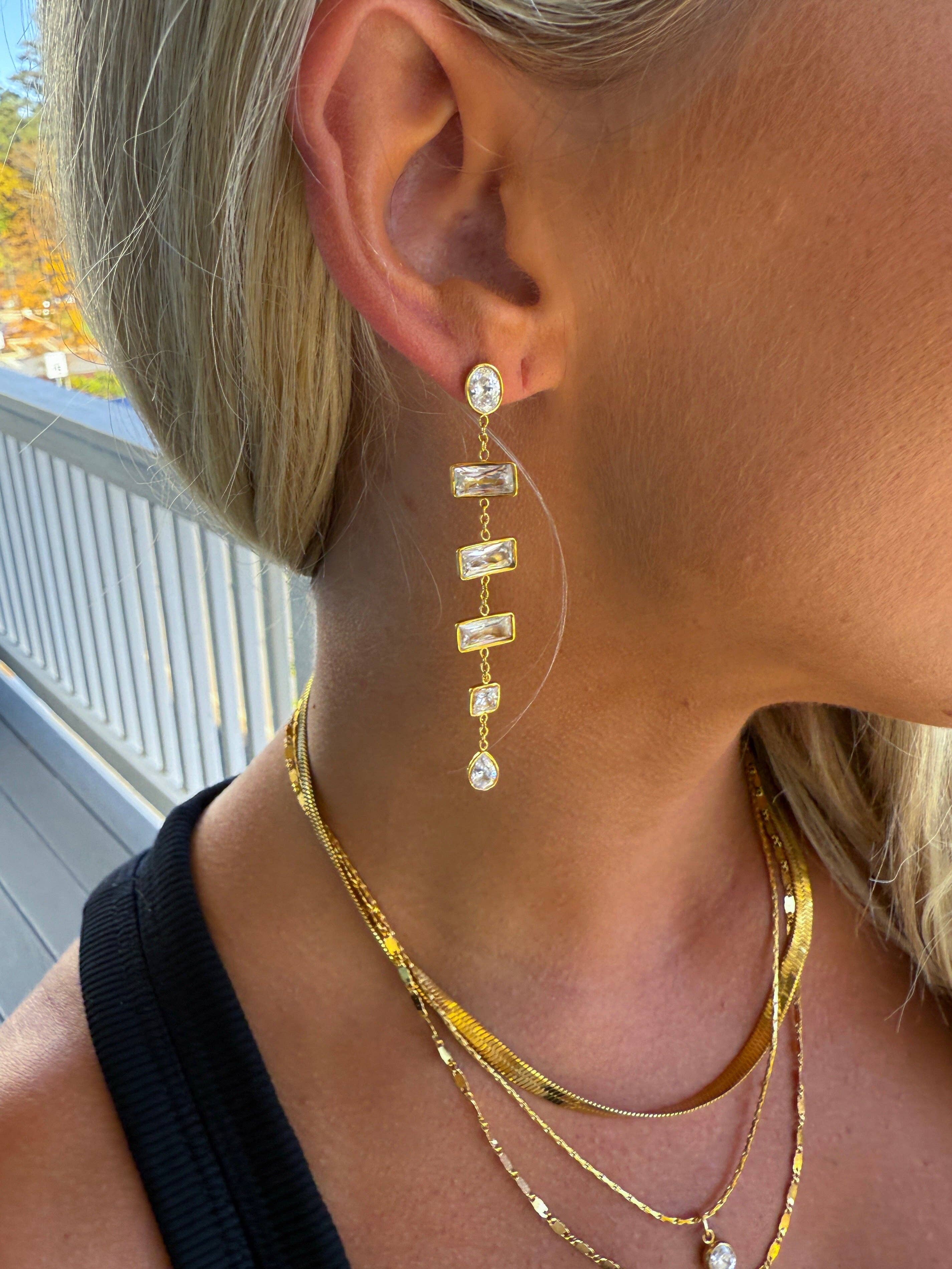 CHANSUTTPEARLS - Wholesale Dangle Earrings - LAYLA EARRINGS