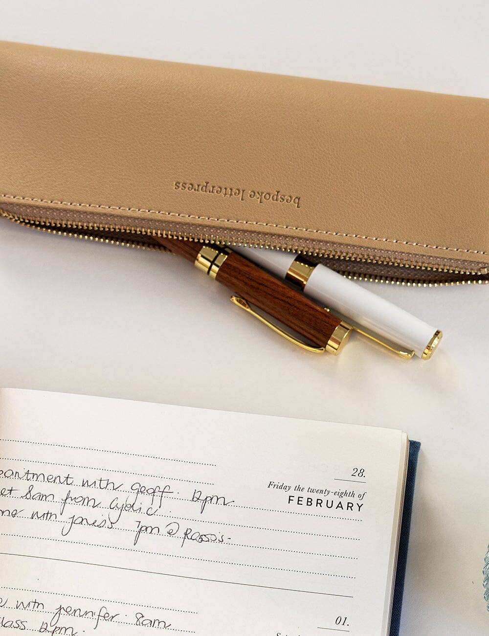 Bespoke Letterpress – Caneta por atacado – Caneta Esferográfica Clássica de Madeira e Ouro (Embalada)6
