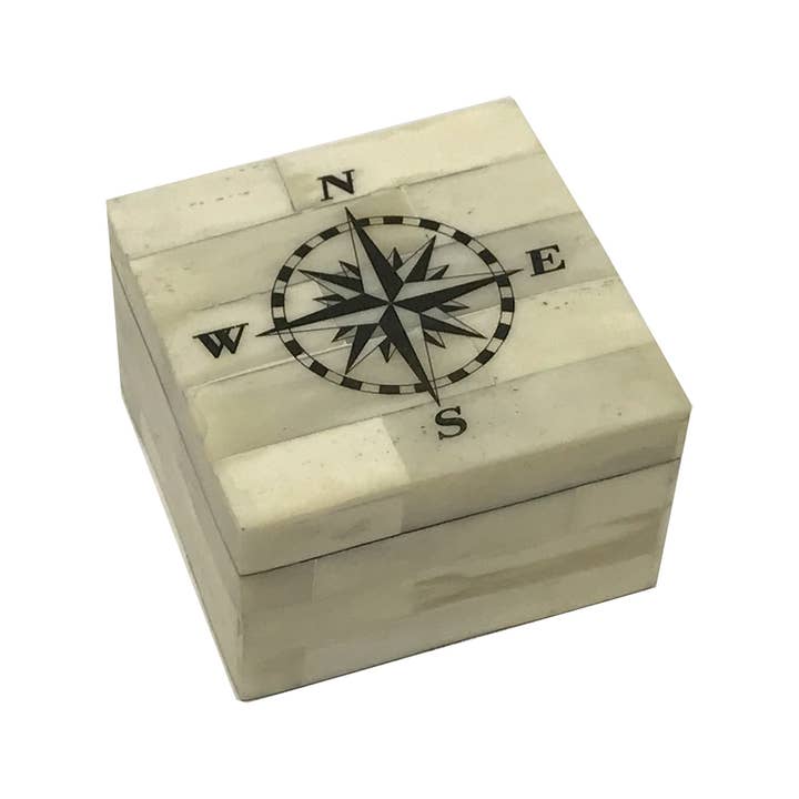 Madison Bay Co. - Historical Home Decor Reproductions - Venta al por mayor Cajas decorativas - Caja de huesos Compass Rose Scrimshaw de 3-1/4 pulgadas