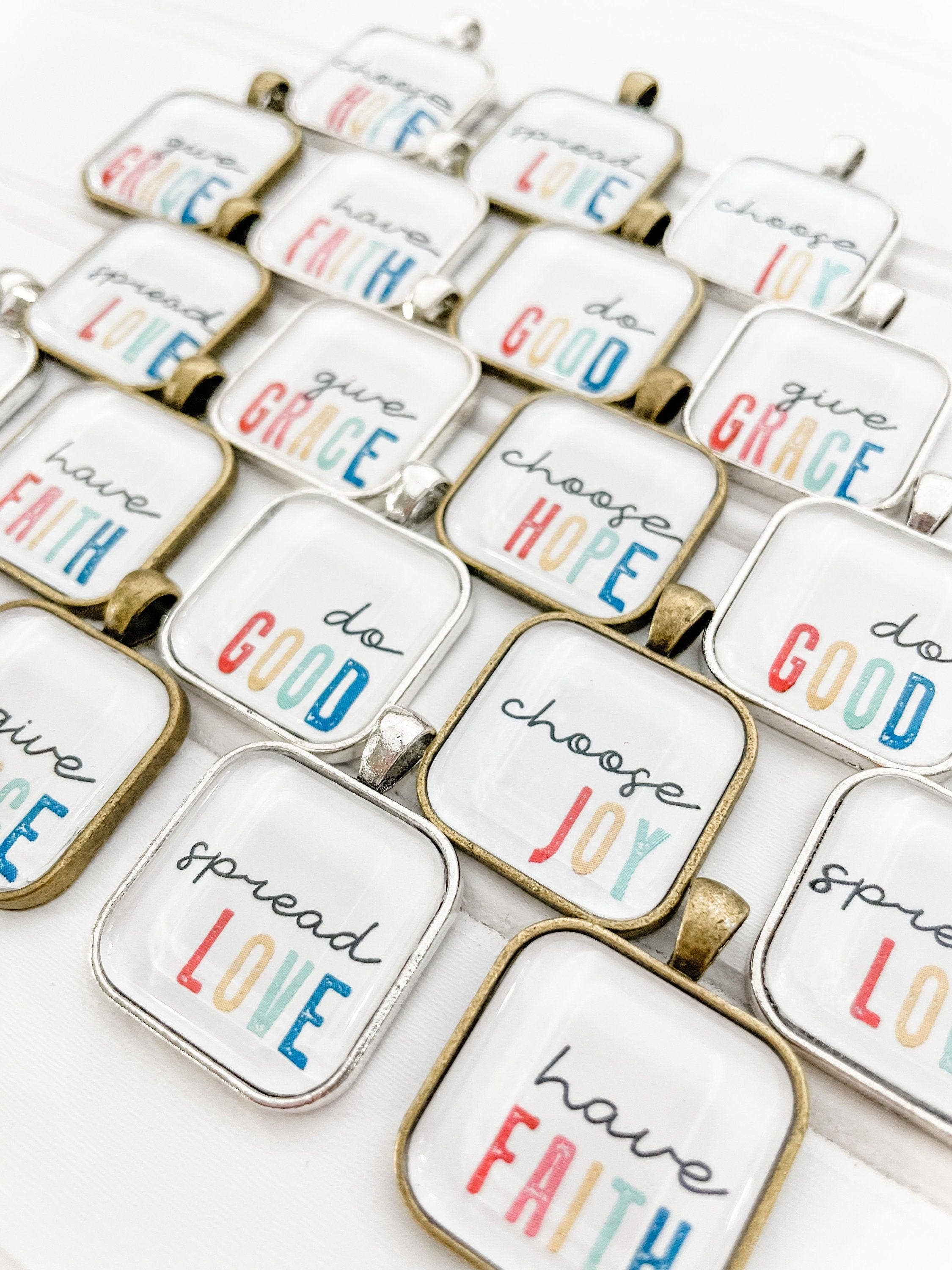 Hello Holly Shop - Wholesale Keychain - Women's - Do Good Keychain4