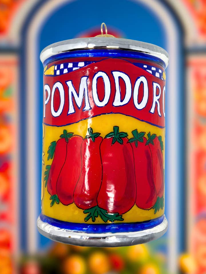 Ornement de Noël en verre soufflé polonais en forme de boîte de tomates italiennes Pomodoro pour la vente par Kenzies of London