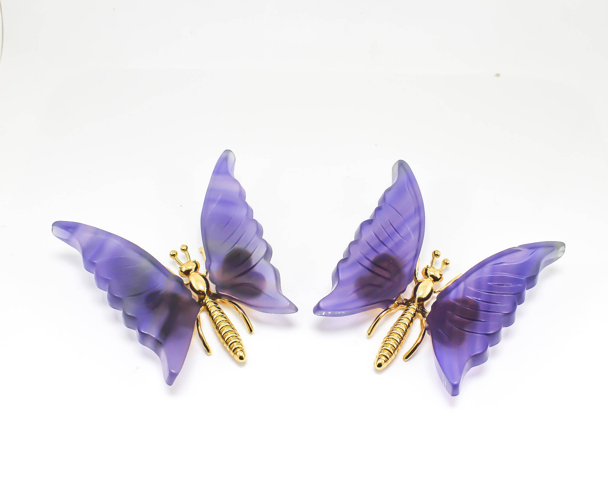 Quasar Gems USA - Wholesale Sculpture - Fluorite Butterfly1