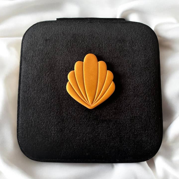 Reise-Schmuckbox aus schwarzem Samt mit quadratischer Form für den Großhandel von DUESTELLE ITALIA