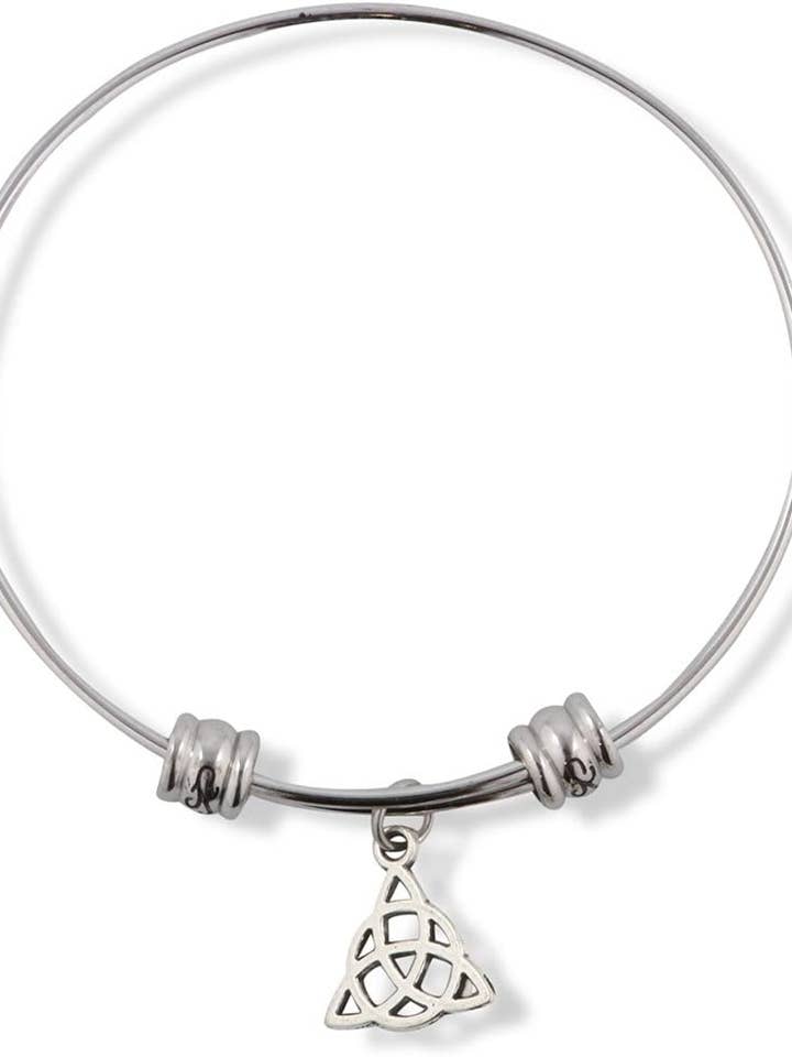 Emerald Park sieraden Triquetra Symbool Fancy Charm Bangle voor wholesale door Dave The Bunny