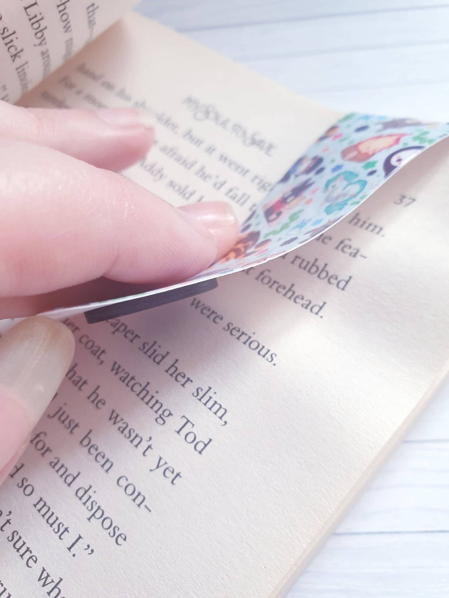Ellesdoodlebox - Wholesale Bookmark - Ghibli Magnetic Bookmark1