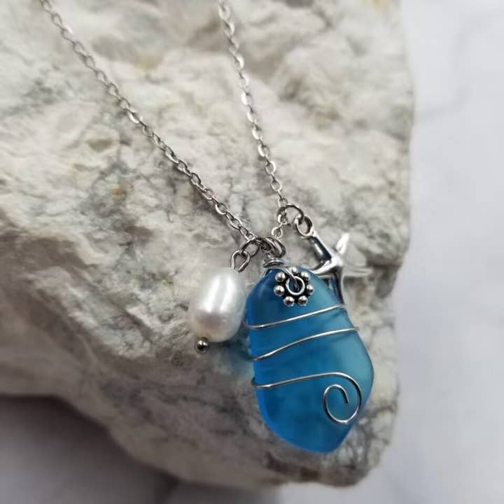 The Pretty Jewellery - Wholesale Pendant/Charm Necklace - Blue Sea Glass Beach Strand Necklace