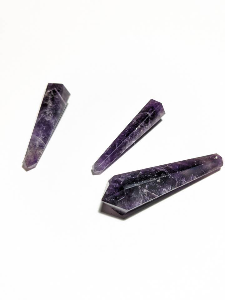 Ametistpoäng (dubbel avslutad) för wholesale av Godly Crystals LLC