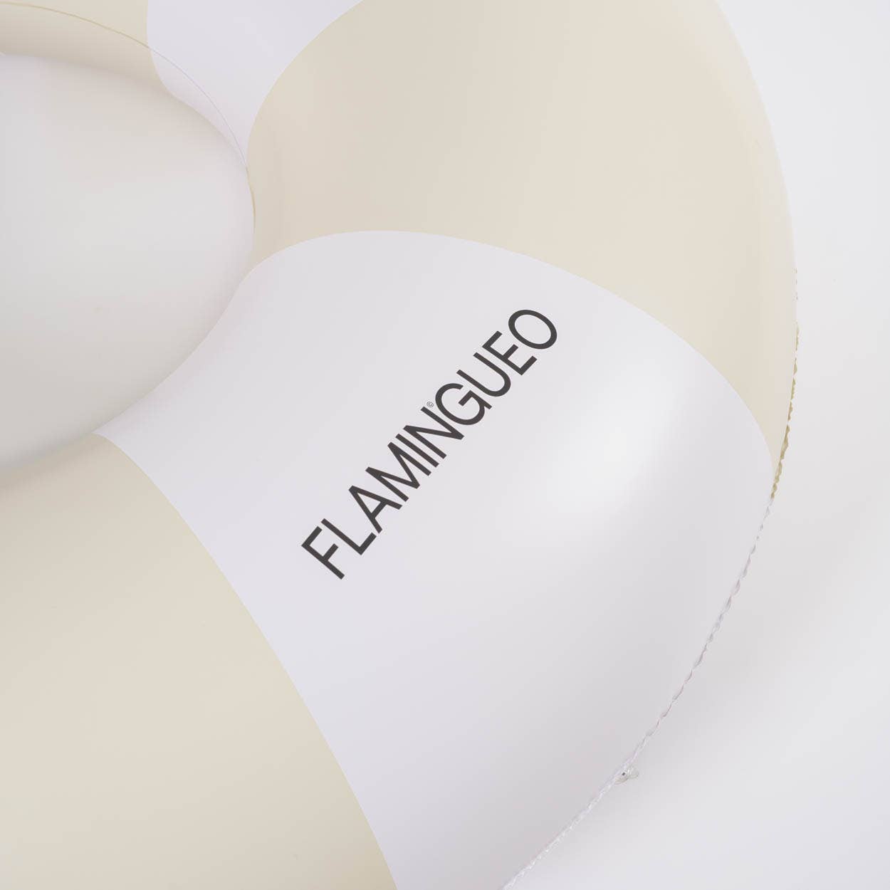 Flamingueo - Wholesale Beach Accessories - Giant beige donut float1