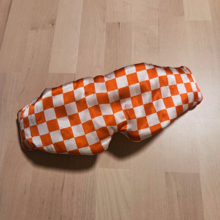 Masque de sommeil en soie imprimée pour la vente par Adele by Adele Jackson