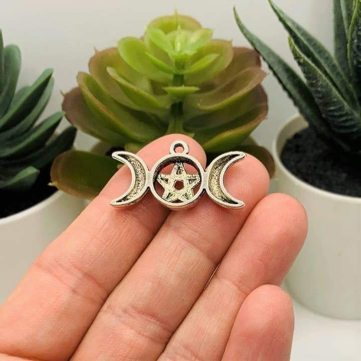 Guerrilla Charm - Wholesale Individual Charm/Pendant - Silver Wiccan Mother Maiden Crone Pendant Charms, 16x30mm3