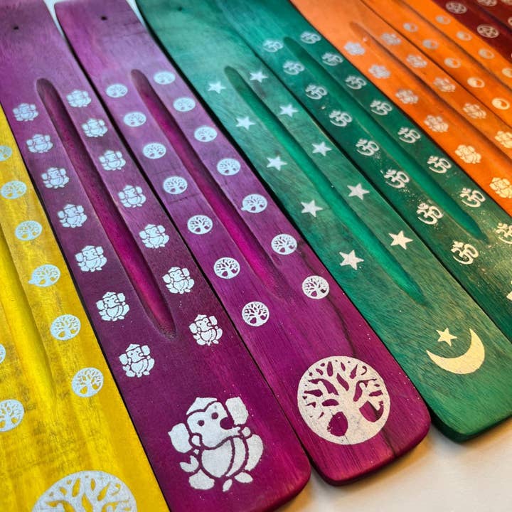 Magnifique Hearts - Wholesale Incense Holder - 10" Wooden Incense Holders – Assorted Colors & Symbols1