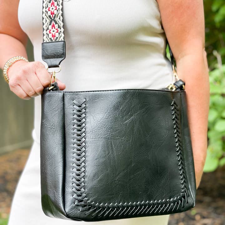 Babs + Birdie – Großhandel Messenger Bag – Damen – The Harper | Kuriertasche mit Kreuzstich24