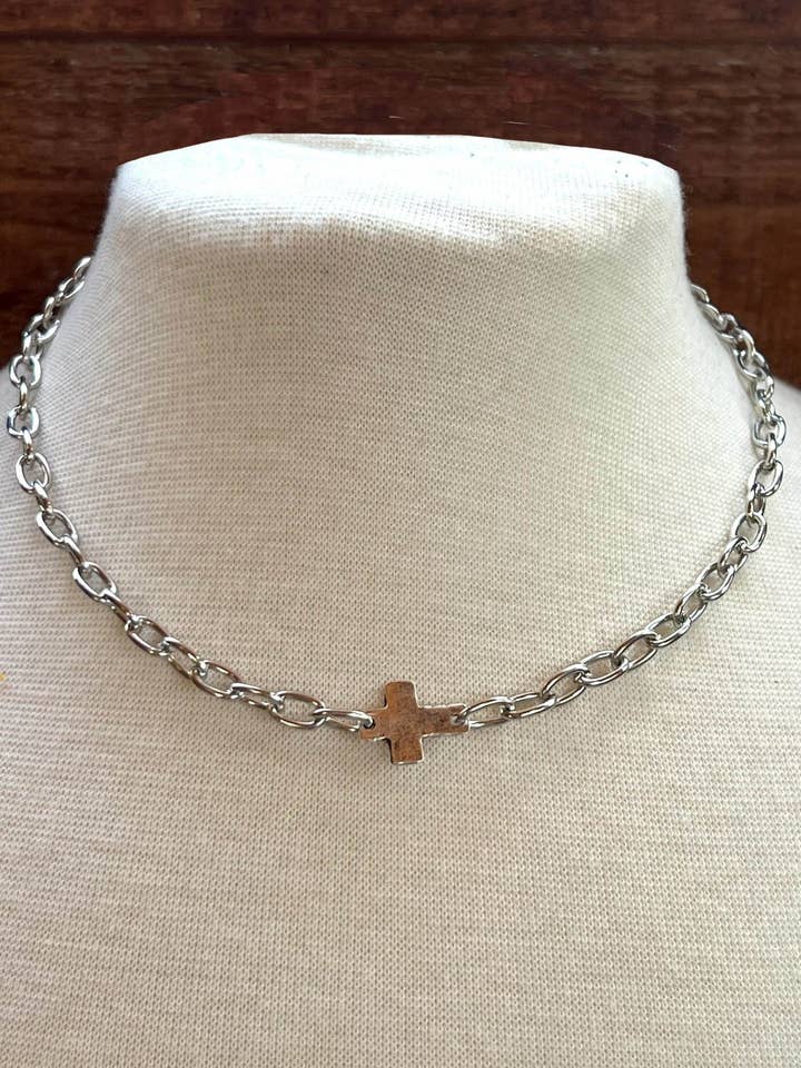 Aviva Necklace Silver for wholesale by Dylan Designs