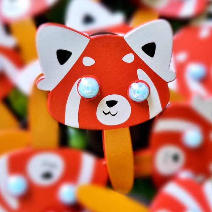 Épingle en émail "Popsicle Panda Roux" pour la vente par Fresh Hot Flavors