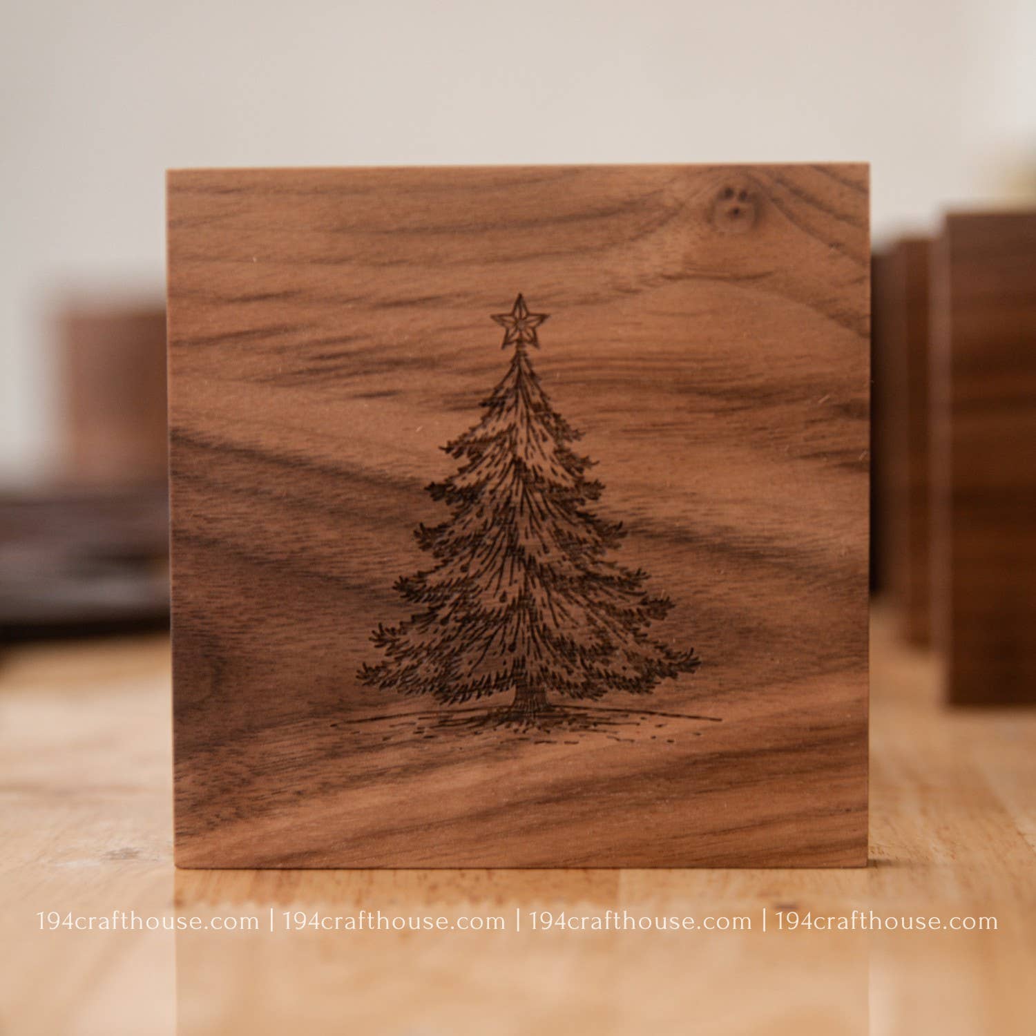 194 Craft House – wholesale Underlägg – Julgransunderlägg i valnötsträ - Heminredning & Gåva7