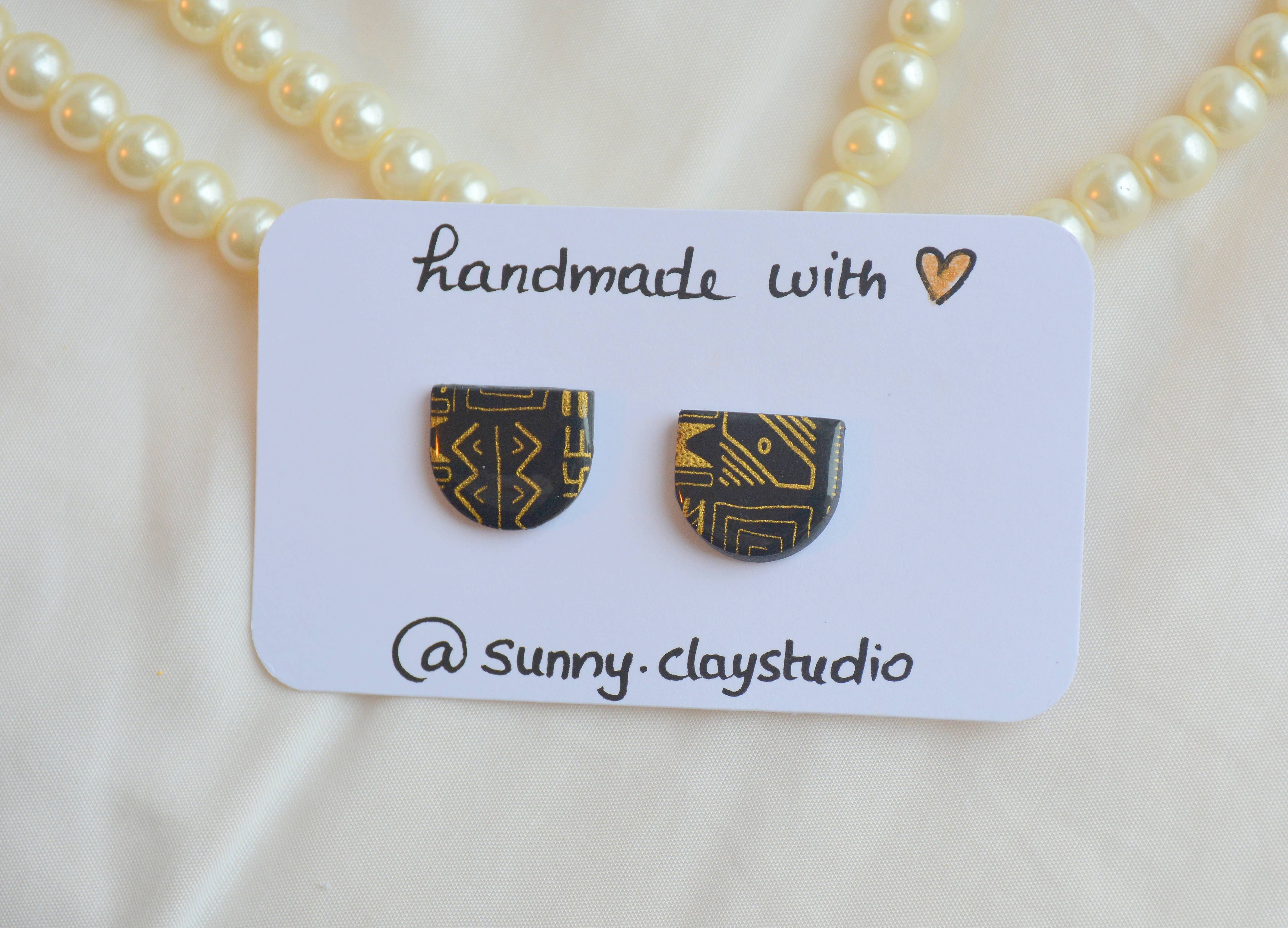 Sunnyclayart - Wholesale Stud/Post Earrings - Black and gold stud2