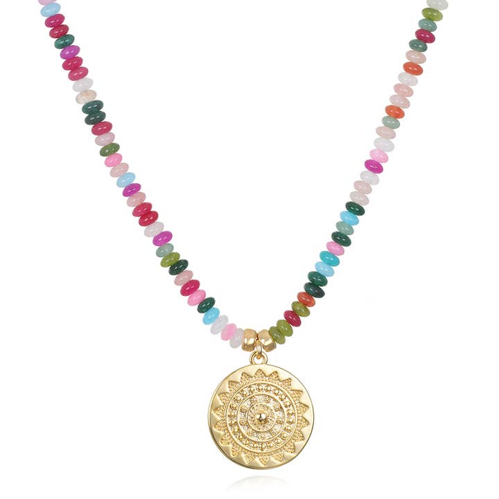 Collier Médaillon Soleil en Quartz Arc-en-ciel pour la vente par Amelia Rose Jewelry