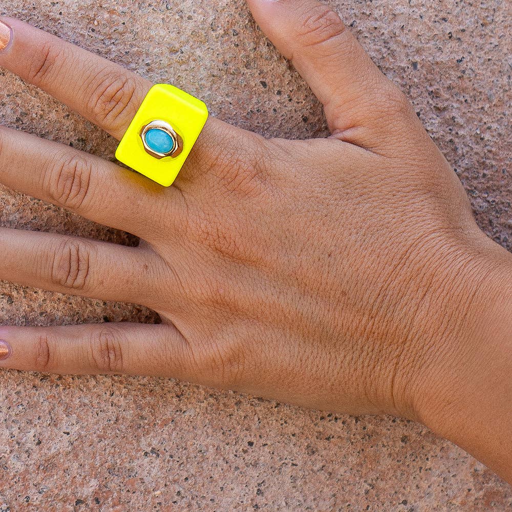 ÉMOLO - Wholesale Cocktail/Statement Ring - Fluor yellow jewelry rings with natural Turquoise stone2
