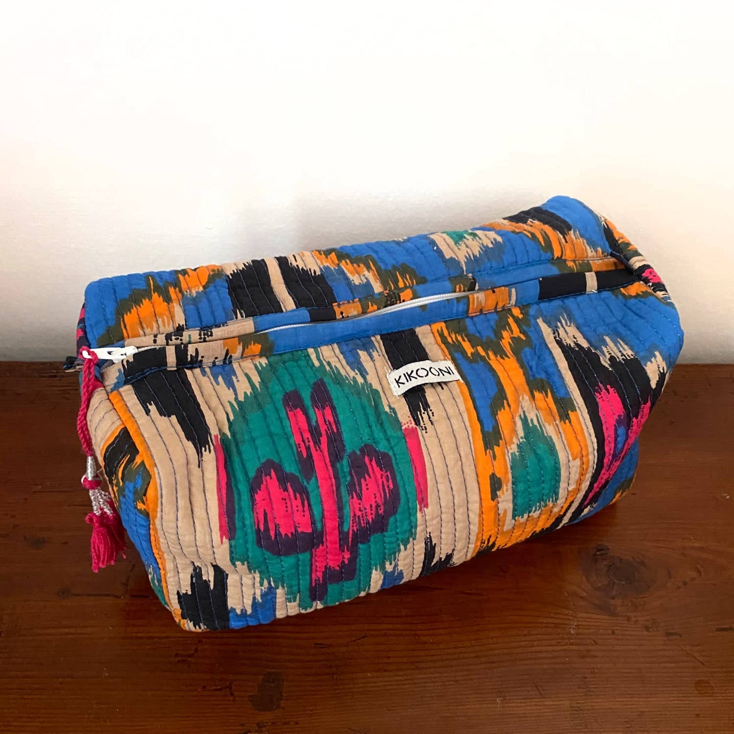 kikooni - Wholesale Makeup/Cosmetic Bag - handmade cosmetic bag "Ikat blue"4