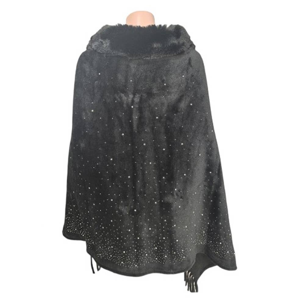 Sensibling Corp. - Vente Poncho – femme - Poncho à franges orné de strass en fausse fourrure2