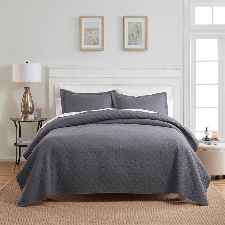 Bed Bath Fashions - Wholesale Bedding Set - Dan River 3 Piece Basket Pinsonic Quilt Set1