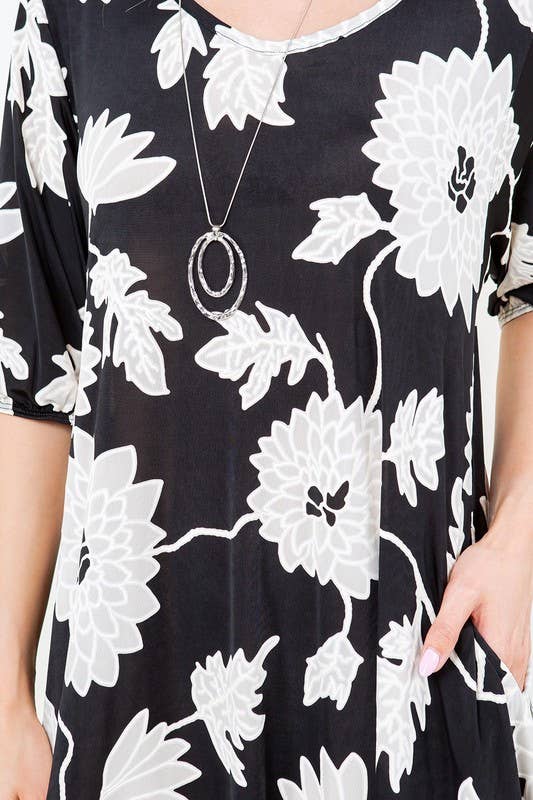 Zwart ZWARTE BLOEMENJURK MET ZIJZAKKEN PLUS SIZE MIDIJURK SAMD7005XF voor groothandel op Faire4