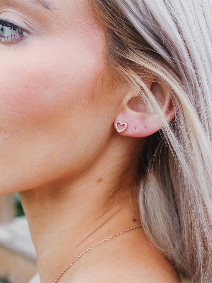 Boucles d'oreilles Mackena pour la vente par Sweet Three Designs