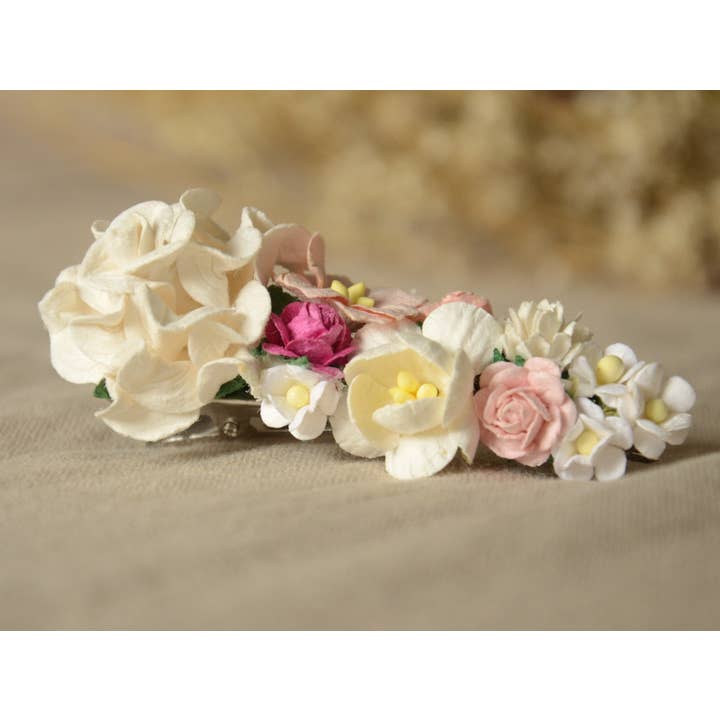Matrinna – wholesale Hårnålar – Vit blomma hårnål med metall alligator klipp, Millinery hår bulle dekoration bit, Blossom huvud tillbehör för frisyr, Pigtail hållare