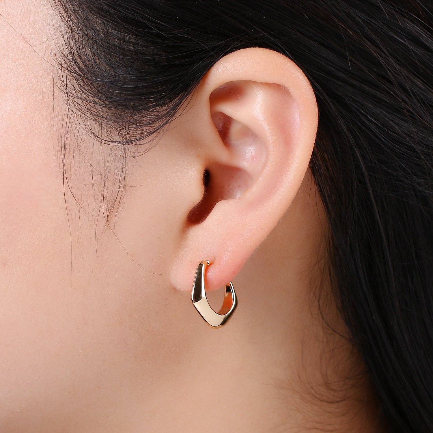 Aim Eternal - Wholesale Stud/Post Earrings - Chunky Pentagonal Design 18K Gold Earring Geometric Earring, Modern design for DIY Earring Craft Supply Jewelry Making Q4563