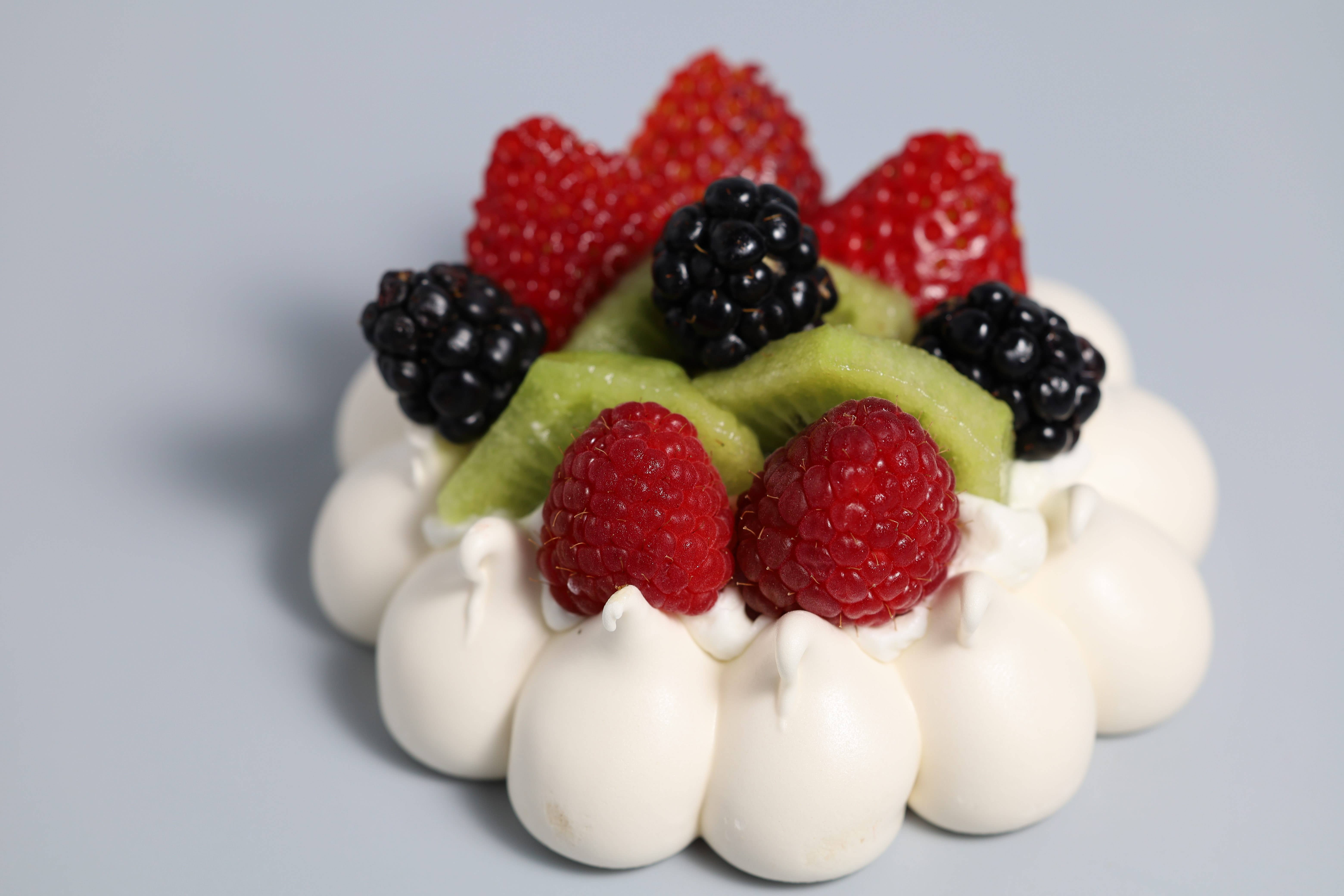 Miss Meringue - Wholesale Cake - Pavlova Meringue Shell 2
