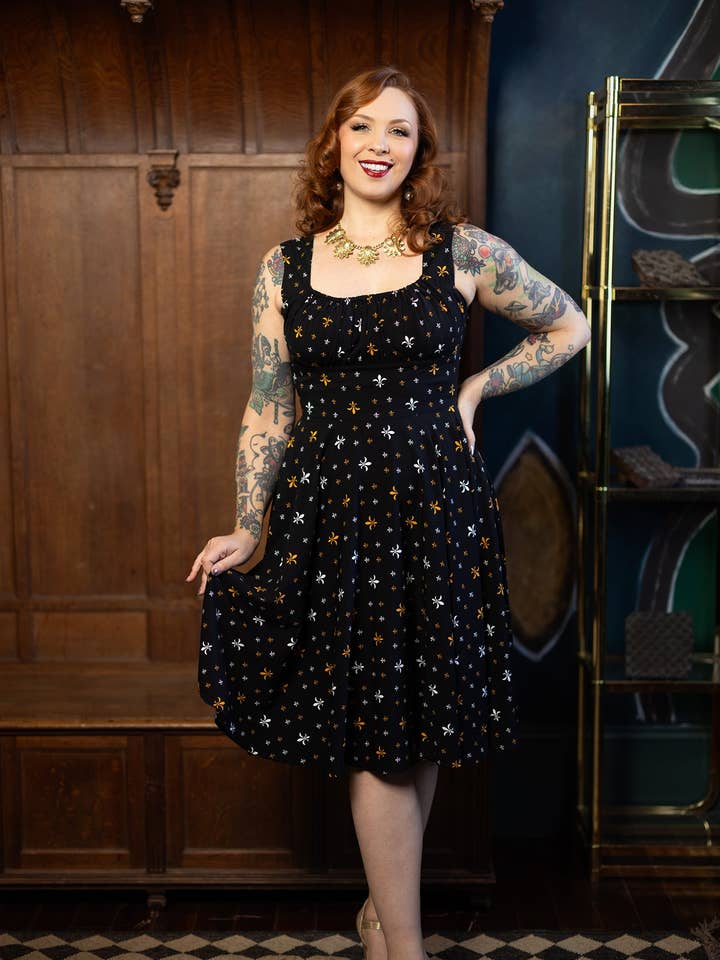 Vestito Norma Jean - Mini Fleur per la vendita all'ingrosso da parte di TRASHY DIVA