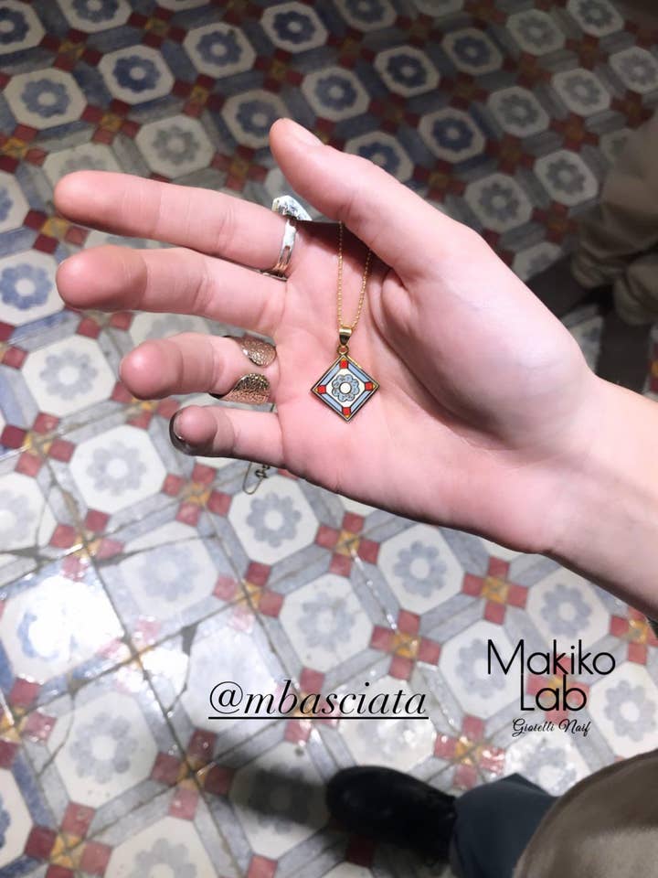 Neapolitanische Fliese des neunzehnten Jahrhunderts für den Großhandel von Makiko Lab