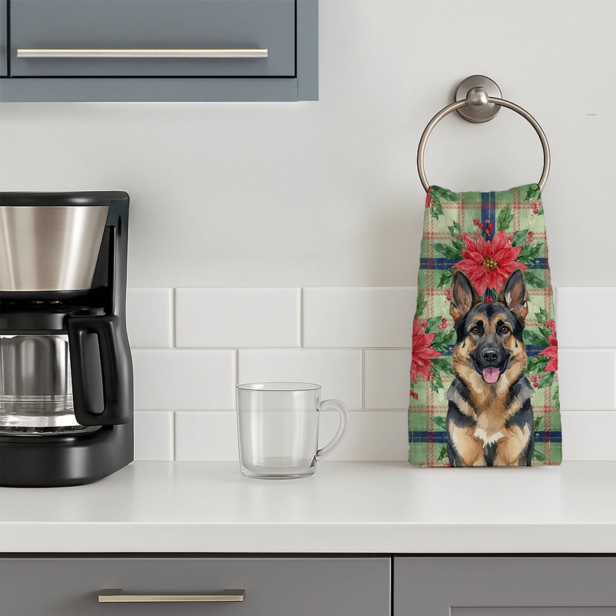 Caroline's Treasures - Wholesale Hand Towel - German Shepherd Christmas Poinsettas Towel WDK86461