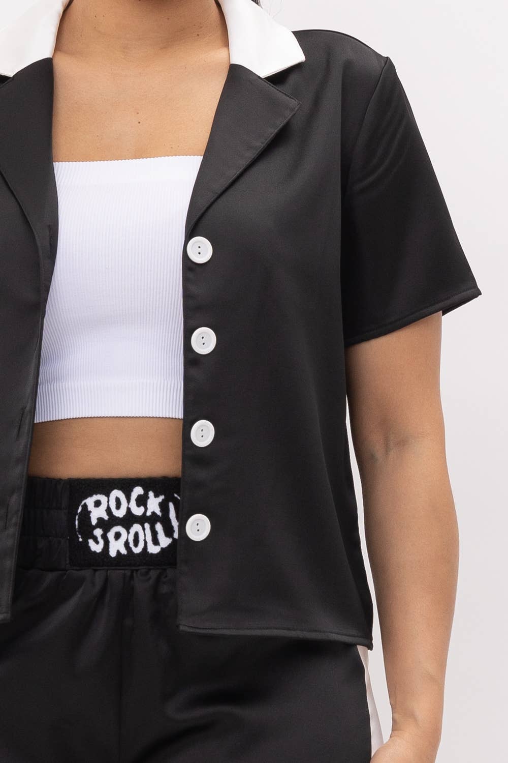 Julia by LoveJ – wholesale Set med topp och shorts – Dam – Button Down kontrast topp och främre Rock & Roll Shorts Set27