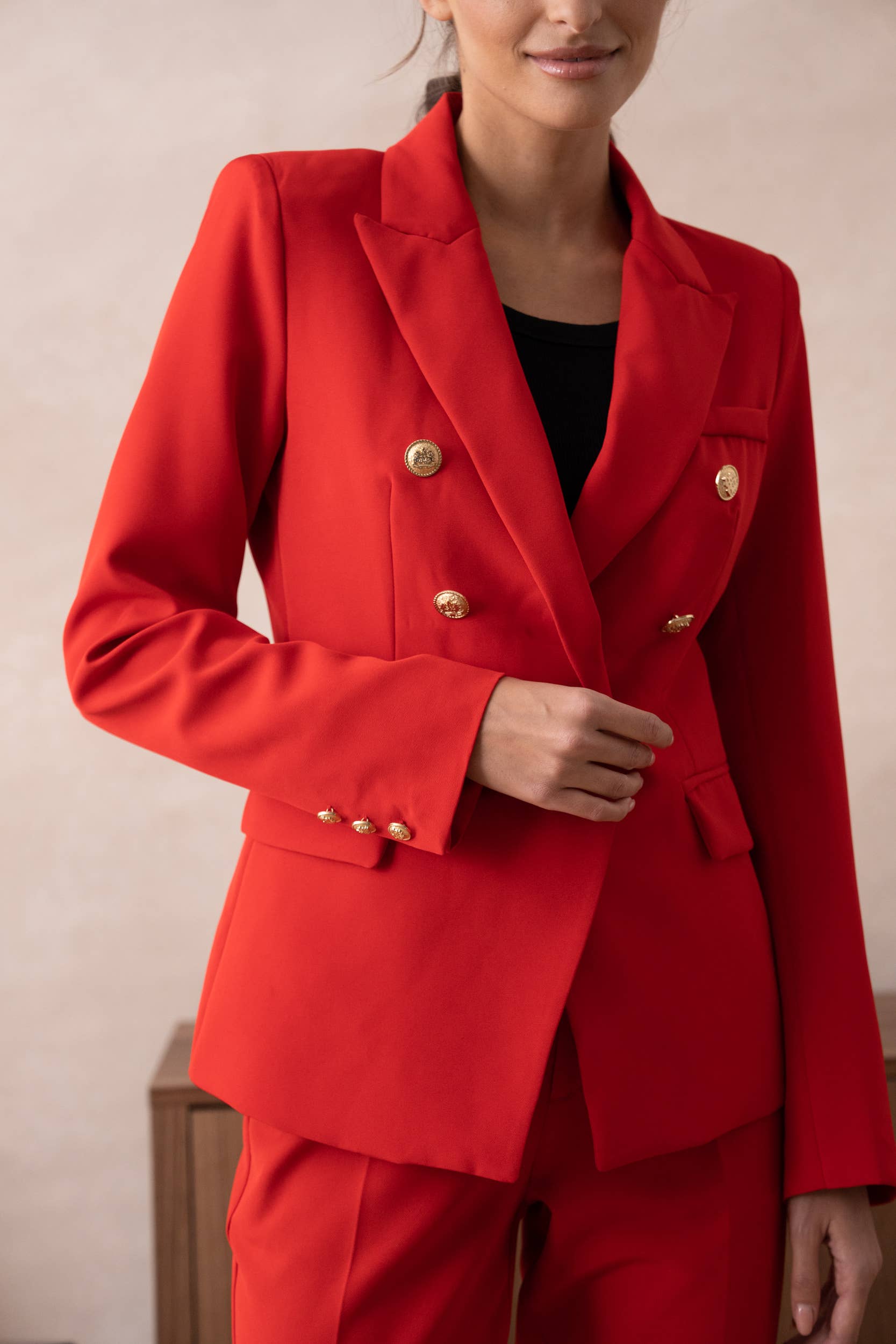 Attentif Paris - Wholesale Blazer - Women's - [Timeless] Fitted double-breasted blazer with gold buttons32