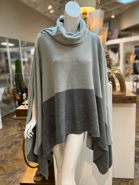 Pretty Persuasions - Wholesale Poncho - Women's - CP23102 Milan Walk Poncho0