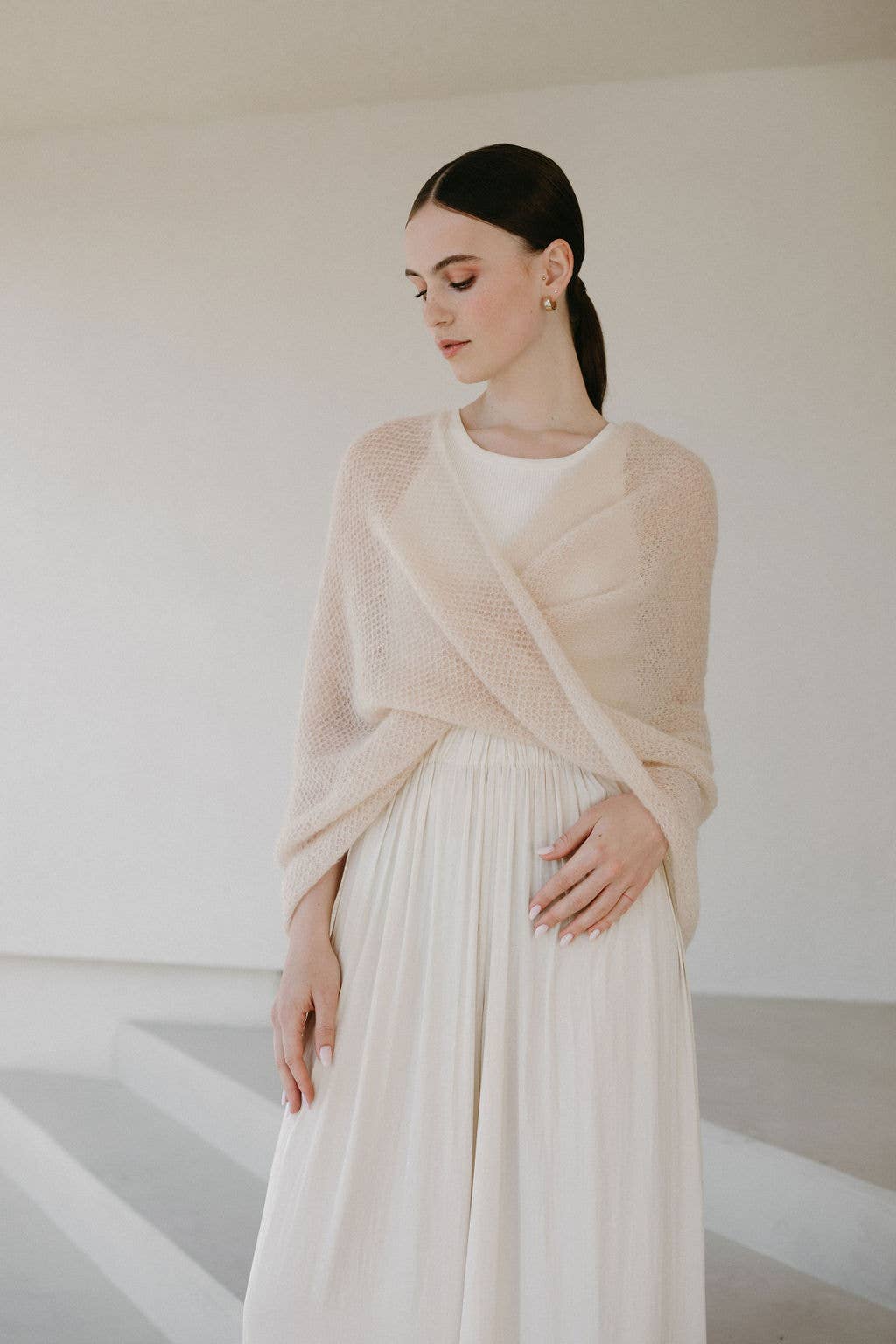 WOOL HOUSE - Wholesale Wrap - Women's - Luxurious Bridal Wrap Shawl / MAGNOLIA0